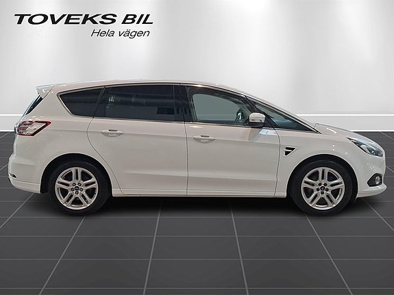 Ford S-MAX 6 of 16
