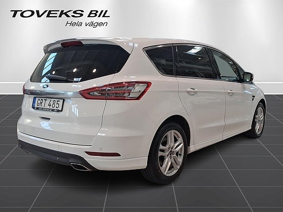 Ford S-MAX 5 of 16