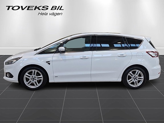 Ford S-MAX 2 of 16