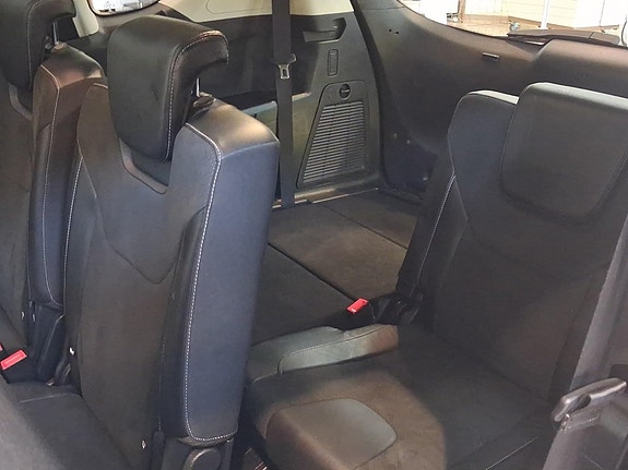 Ford S-MAX 15 of 16