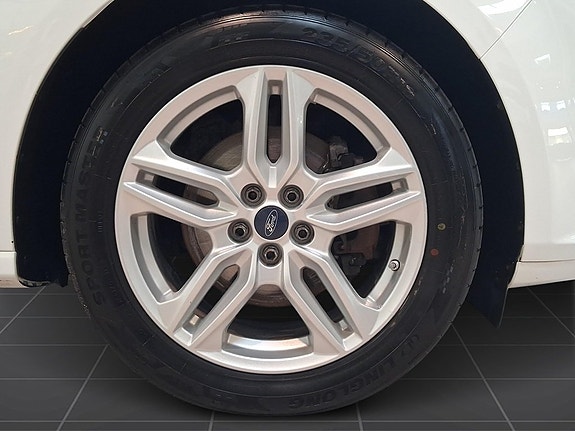 Ford S-MAX 9 of 16