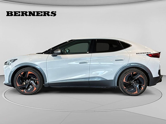 Cupra Tavascan 2 of 13
