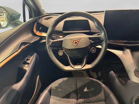 Cupra Tavascan 11 of 13