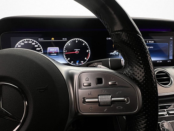 Mercedes-Benz E220 18 of 30