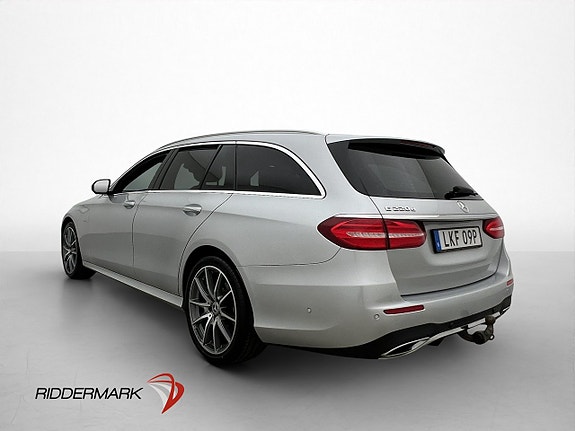 Mercedes-Benz E220 5 of 30
