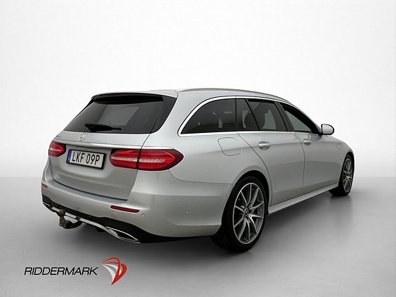 Mercedes-Benz E220 8 of 30