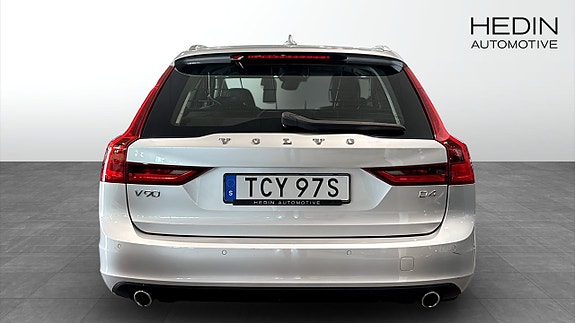 Volvo V90 7 of 9