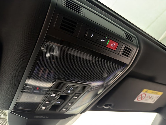Volkswagen Passat 29 of 30