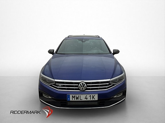Volkswagen Passat 2 of 30