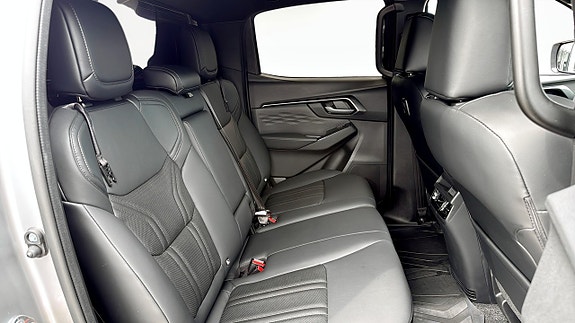 Isuzu D-max 5 of 9