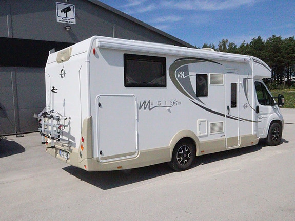 CI Magis 65 XT 3 of 5