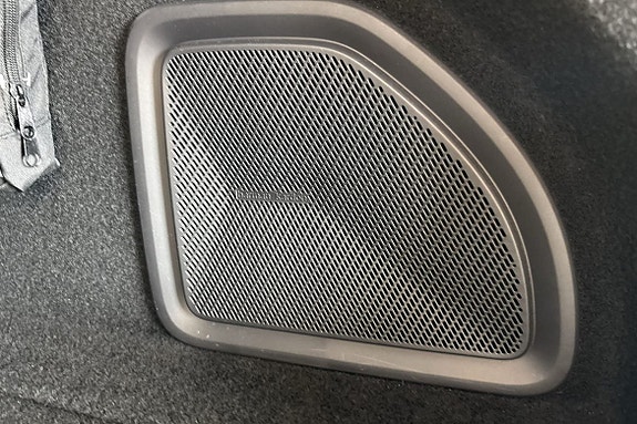 Polestar 4 17 of 30