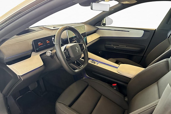 Polestar 4 11 of 30
