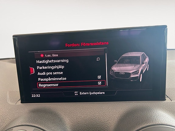 Audi Q2 25 of 26