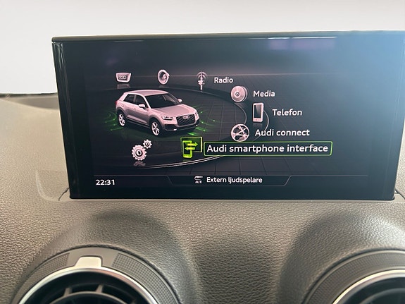 Audi Q2 19 of 26