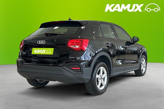 Audi Q2 4 of 26