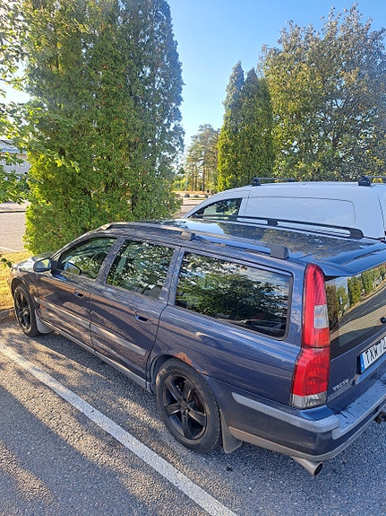 Volvo V70 5 of 8