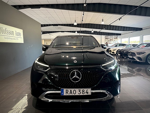Mercedes-Benz EQE500 SUV 26 of 26