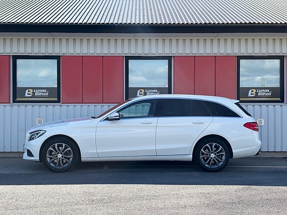 Mercedes-Benz C220 d 3 of 30
