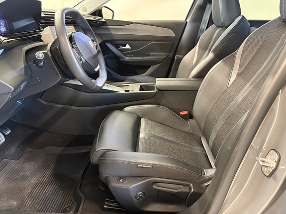 Peugeot 308 SW 7 of 17