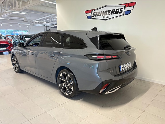 Peugeot 308 SW 3 of 17