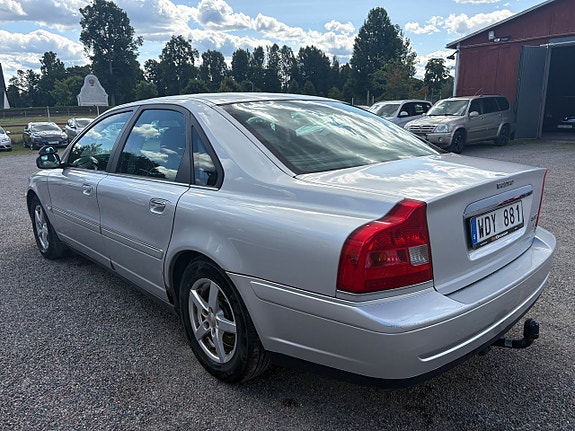 Volvo S80 4 of 7