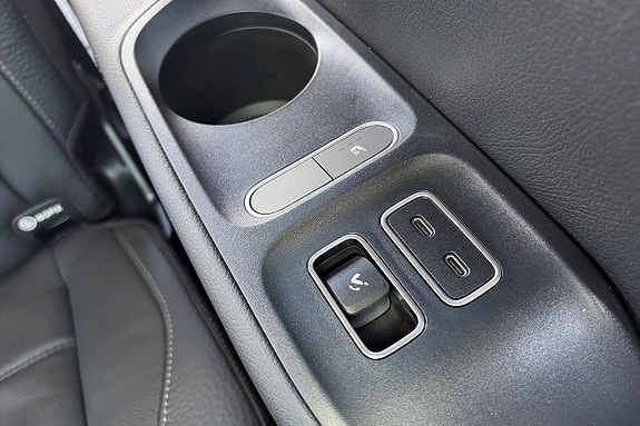 Mercedes-Benz GLS450 d 23 of 27