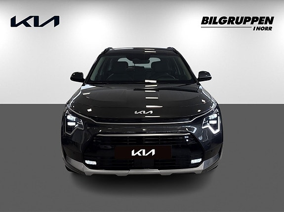 Kia Niro 2 of 15