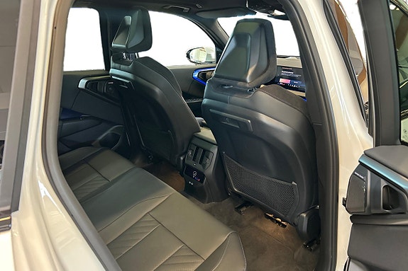 BMW X3 14 of 19