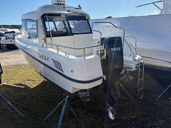 TG 6.9 Suzuki DF150 2018 3 of 7
