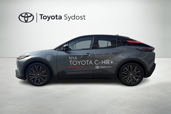 Toyota C-HR 3 of 15