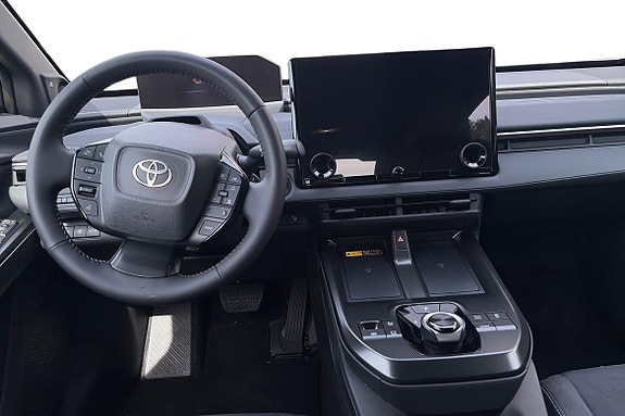 Toyota C-HR 14 of 15