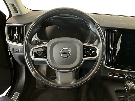 Volvo V90 10 of 14