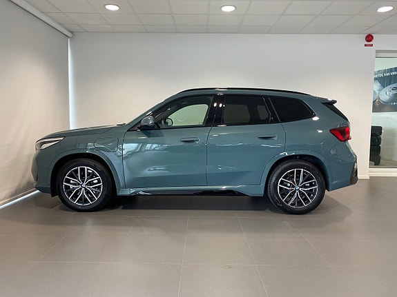 BMW X1 2 of 15