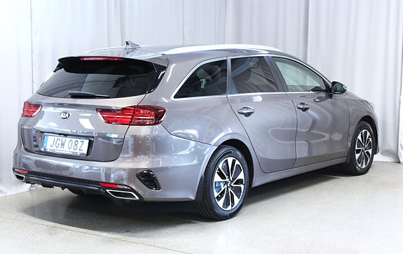 Kia Ceed 2 of 29