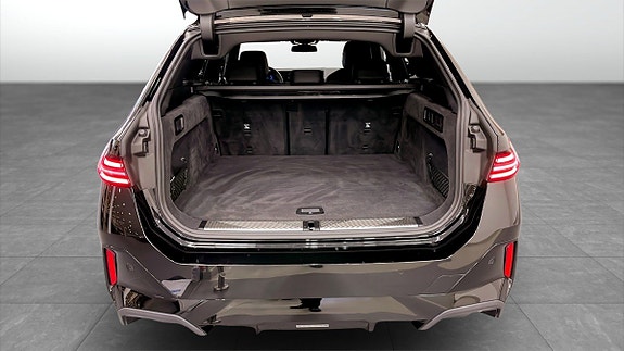 BMW 520 10 of 12