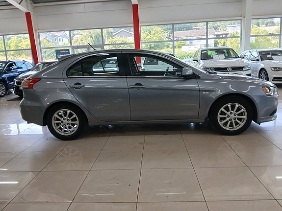 Mitsubishi Lancer 4 of 18