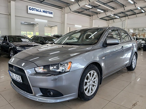 Mitsubishi Lancer