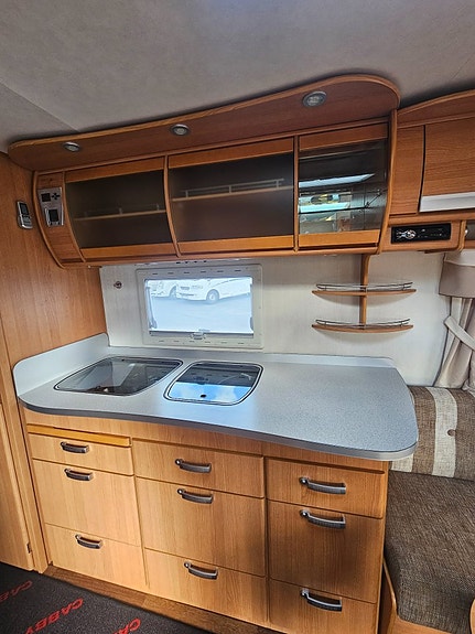 cabby 740+ Queensbed, AC 6 of 13