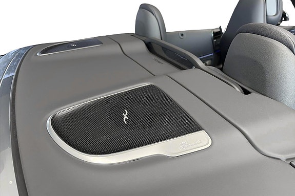 Mercedes-Benz CLE200 27 of 27