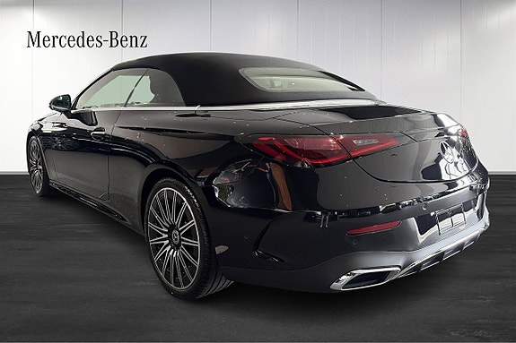 Mercedes-Benz CLE200 8 of 27