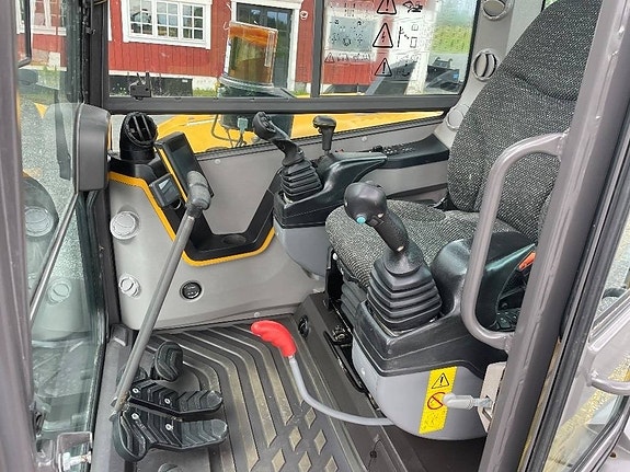 Volvo ECR88D Rototilt C-smörj 3st skopor 8 of 8