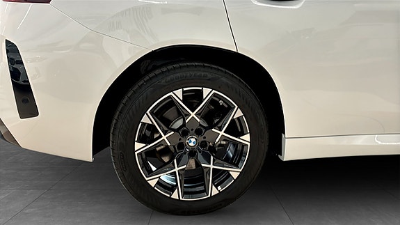 BMW X3 9 of 9