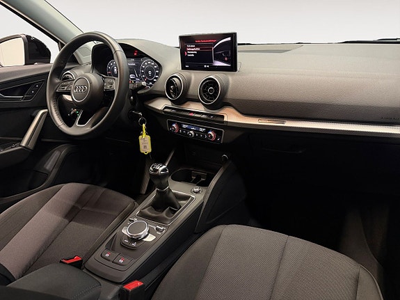 Audi Q2 15 of 19