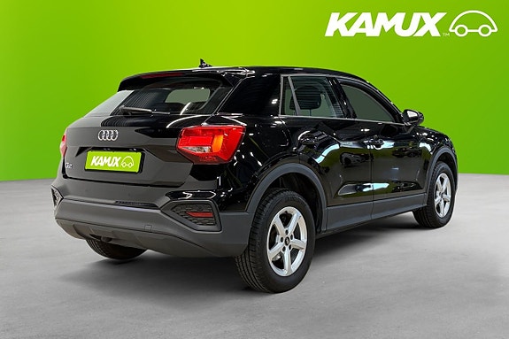 Audi Q2 4 of 19