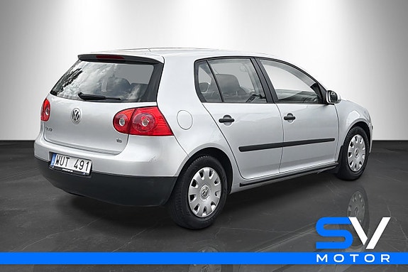 Volkswagen Golf V 4 of 16