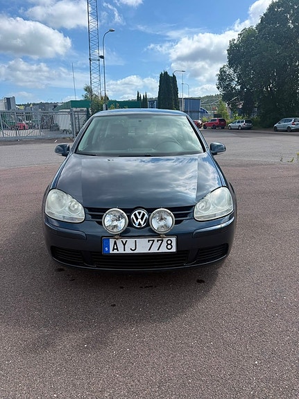 Volkswagen Golf V 7 of 12
