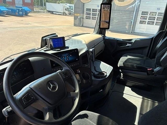 Mercedes-Benz Actros 2551 L 6X2 Utrustad för körskola 6 of 7