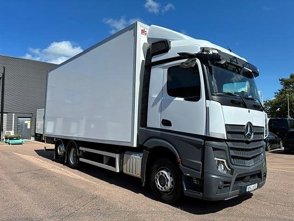 Mercedes-Benz Actros 2551 L 6X2 Utrustad för körskola 2 of 7