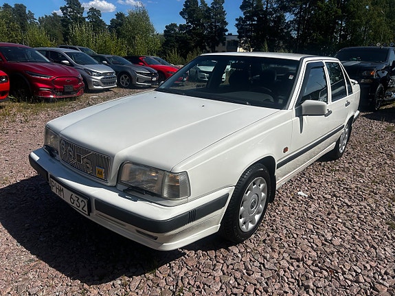 Volvo 850 2 of 23
